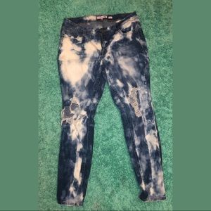 Bleached Skinny Jeans